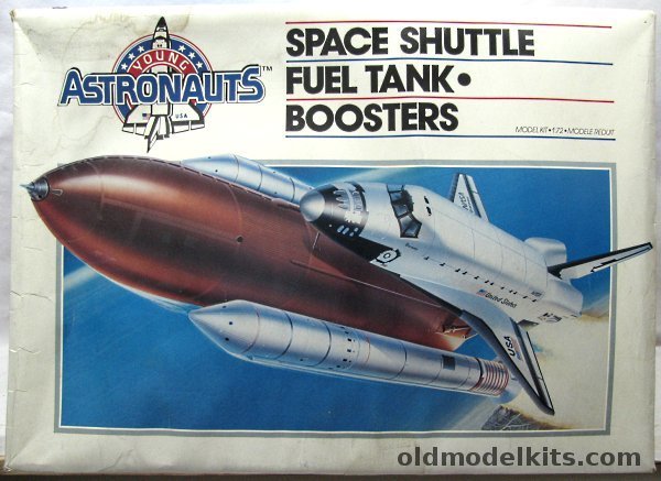 Monogram 1/72 Space Shuttle With Fuel Tank and Boosters - Young Astronauts Issue, 5900 plastic model kit